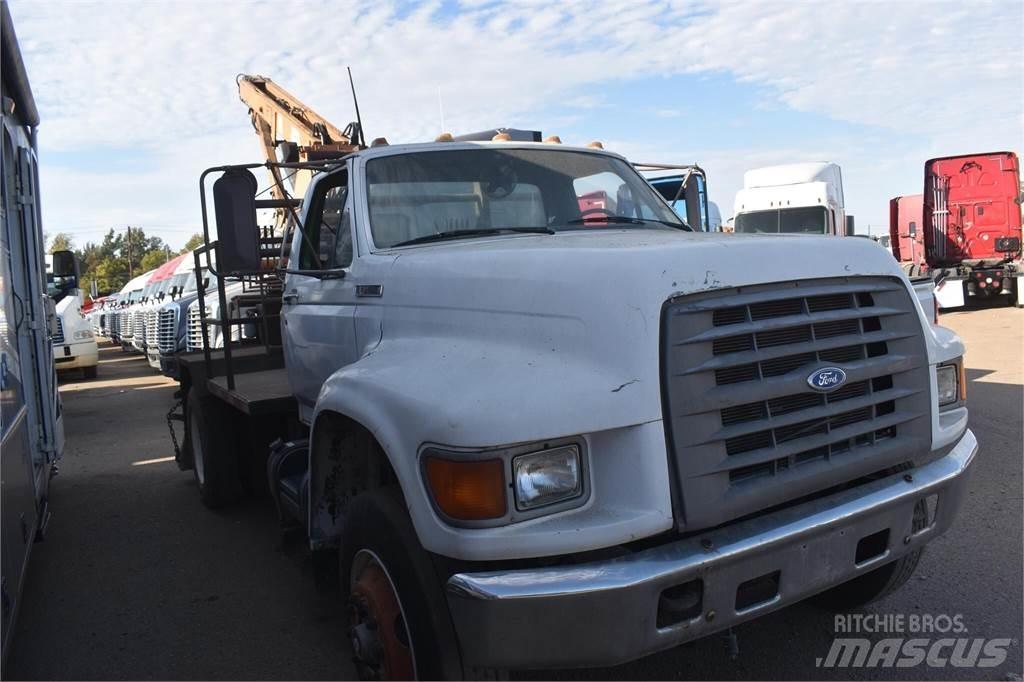 Ford F800 Autogru