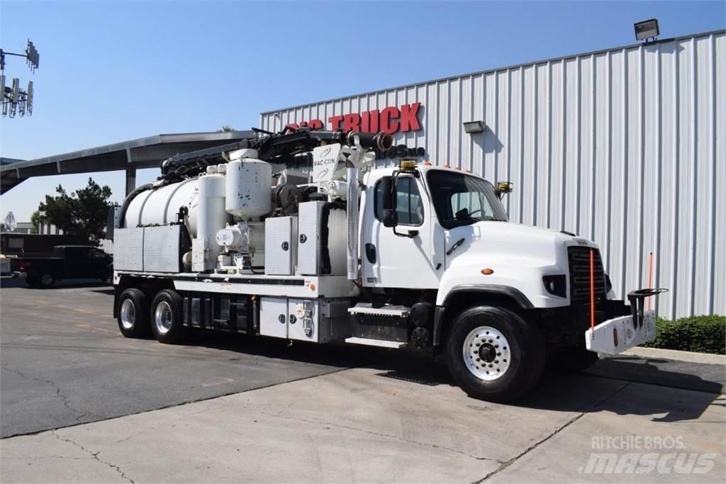 Freightliner 114SD Cisterna