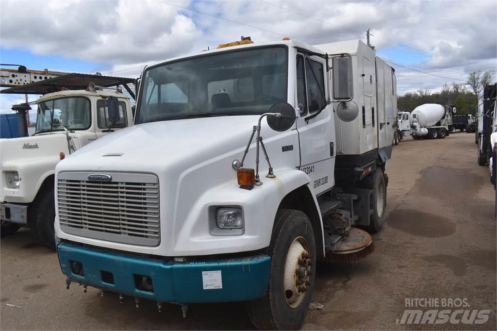 Freightliner FL70 Autocarro spazzatrice