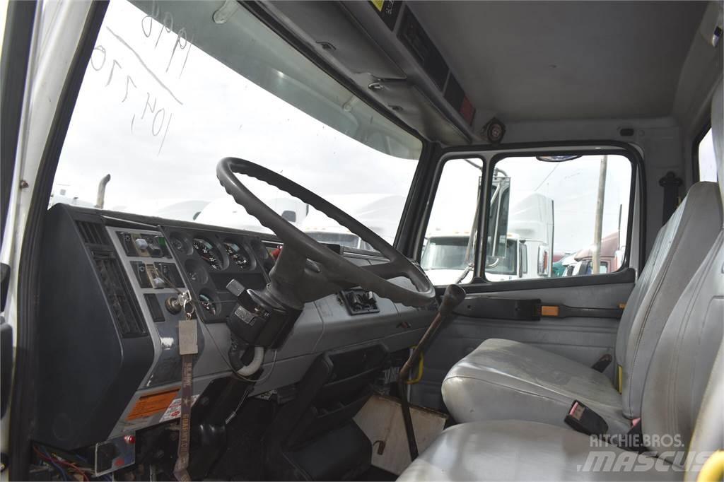 Freightliner FL70 Autogru