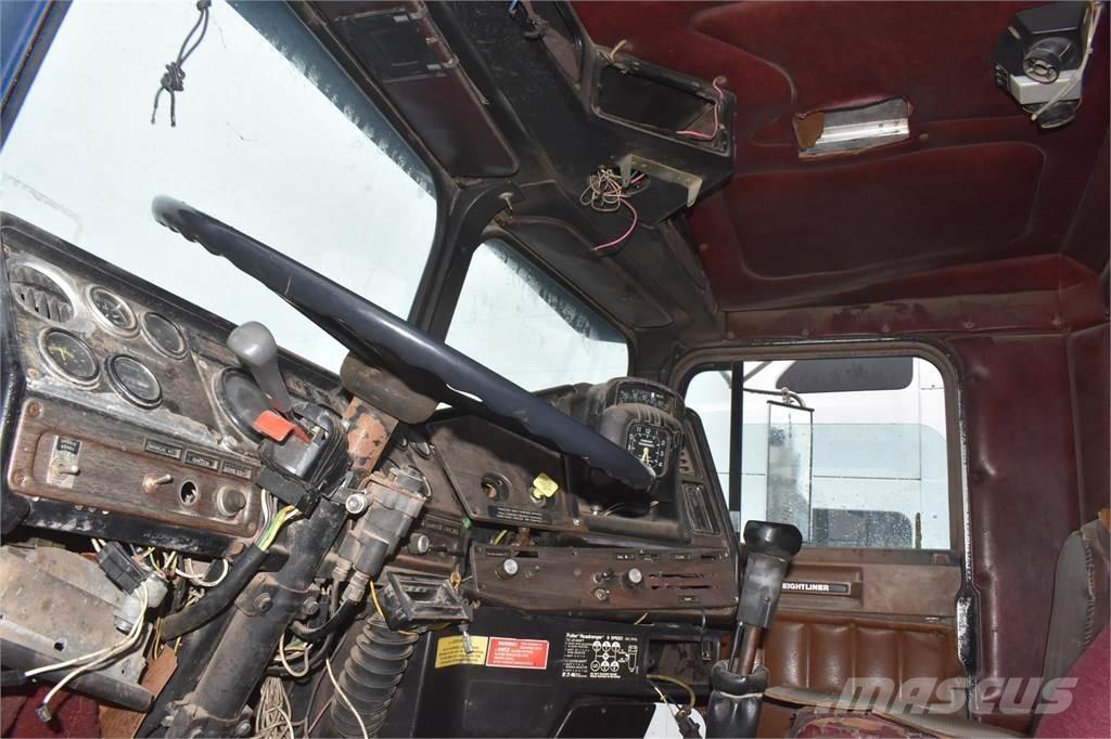 Freightliner MB80 Camion ribaltabili