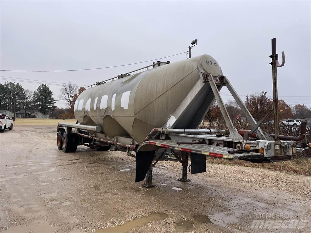 Fruehauf  Rimorchi cisterna