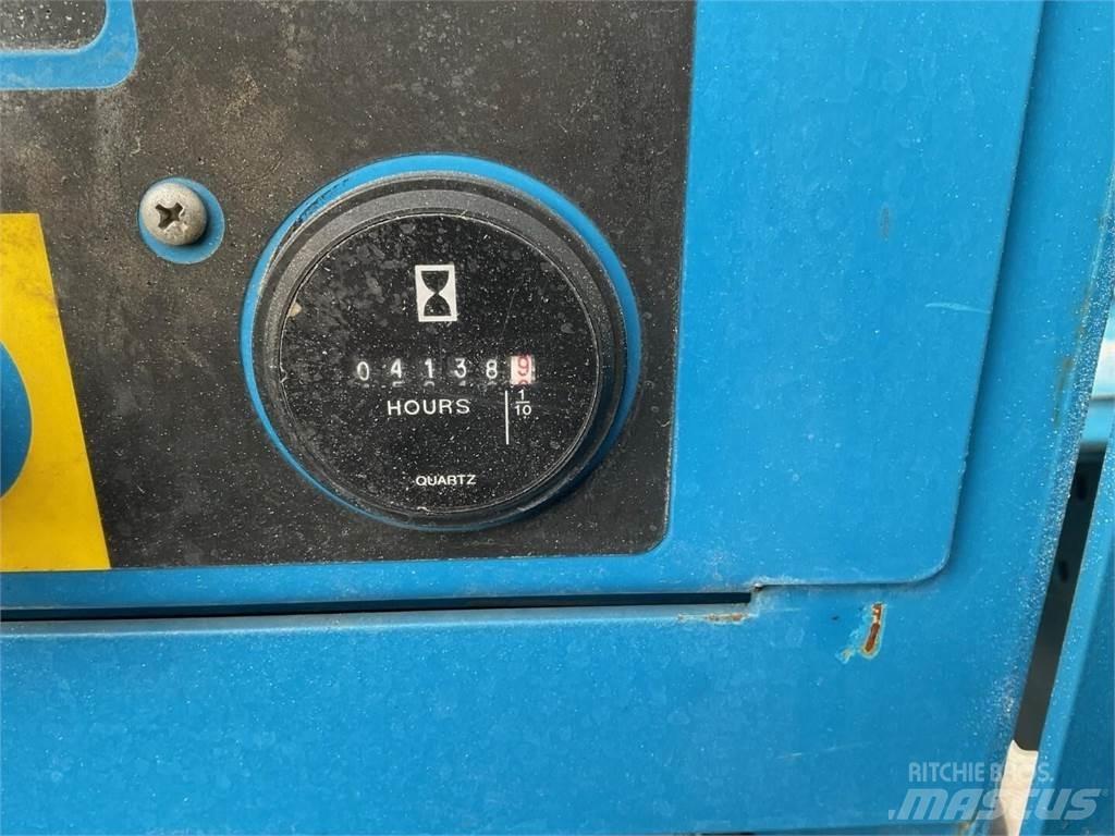 Genie GS4390RT Piattaforme a pantografo
