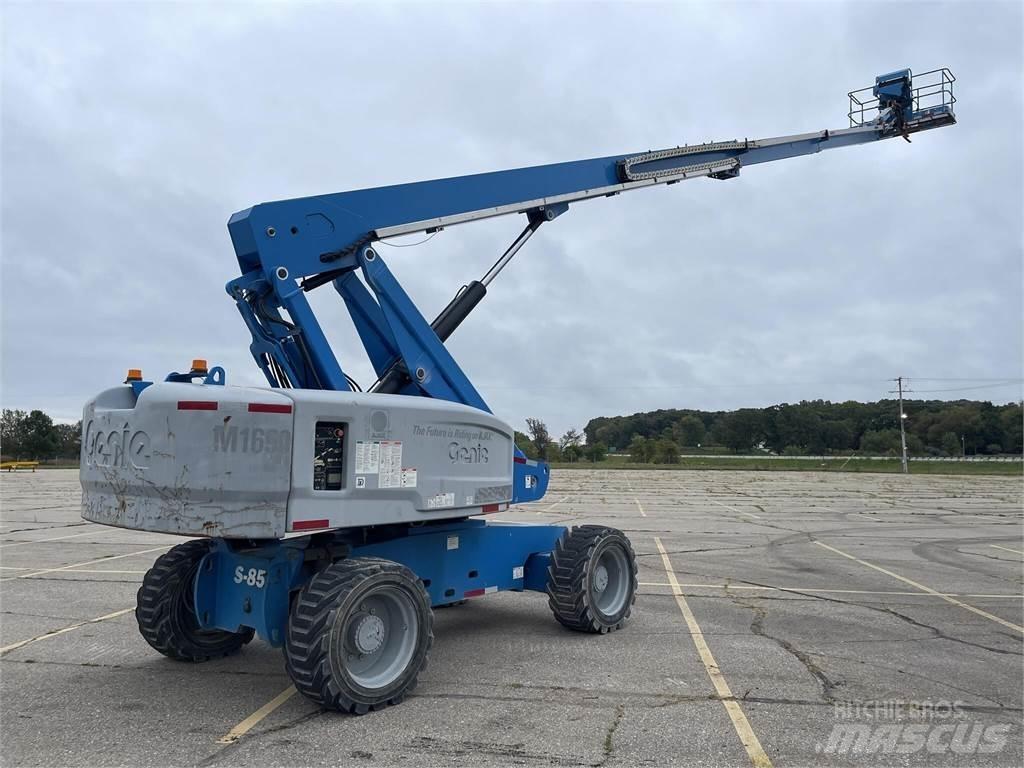 Genie S85 Piattaforme a braccio telescopico