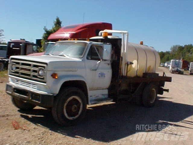 GMC TOPKICK C6500 Cisterna
