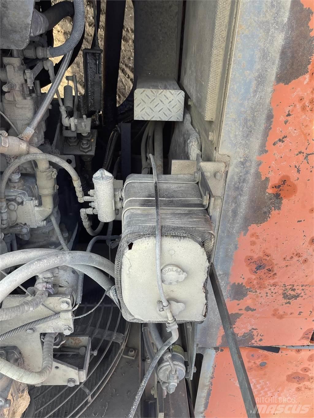 Hitachi EX700 Escavatori cingolati