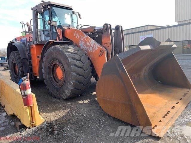 Hitachi ZW550-6 Pale gommate