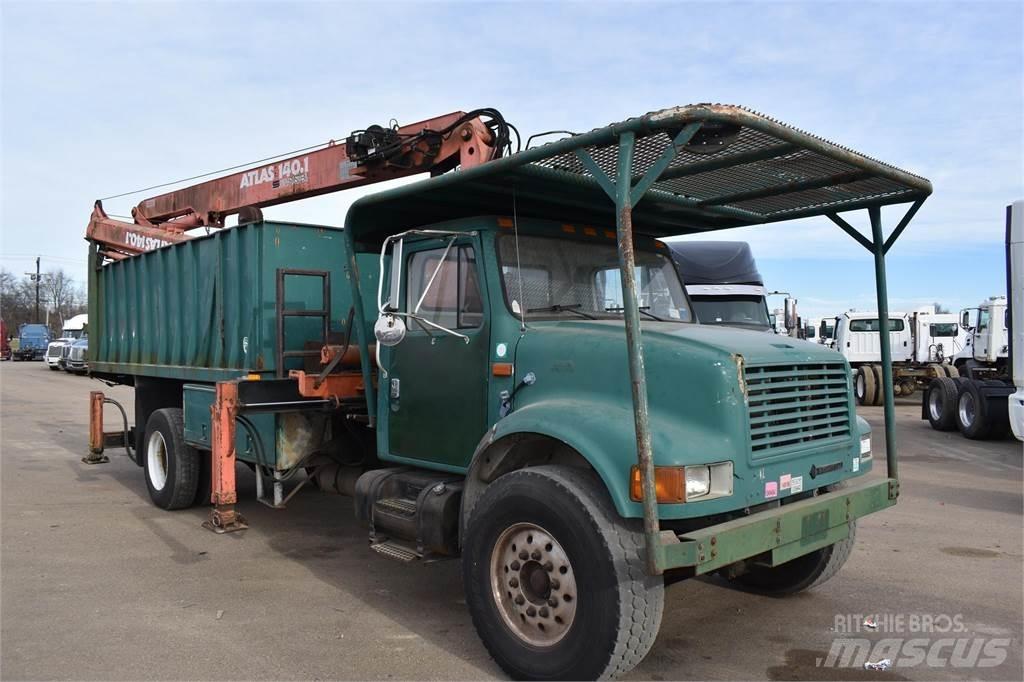 International 4700 Autogru