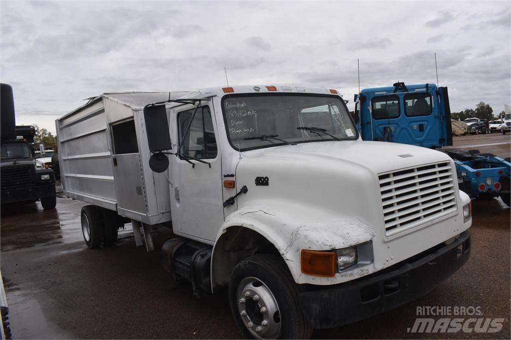 International 4700 Camion ribaltabili