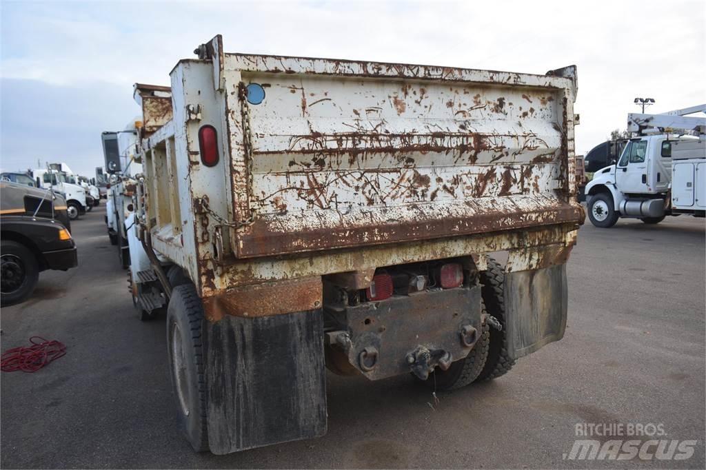 International 4700 Camion ribaltabili