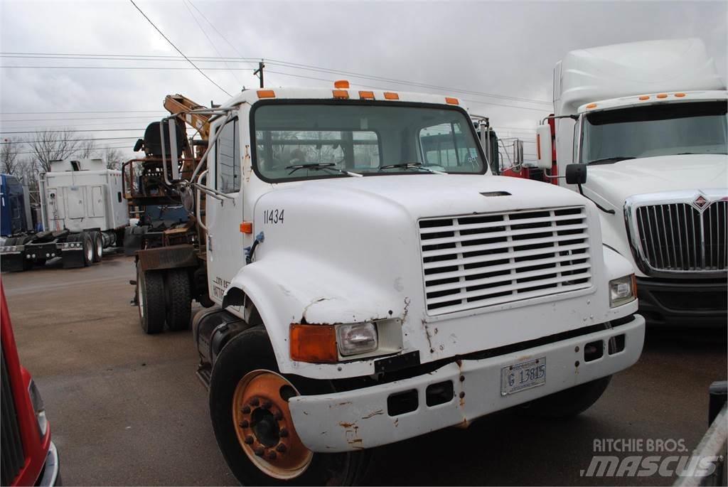 International 4700 Autogru