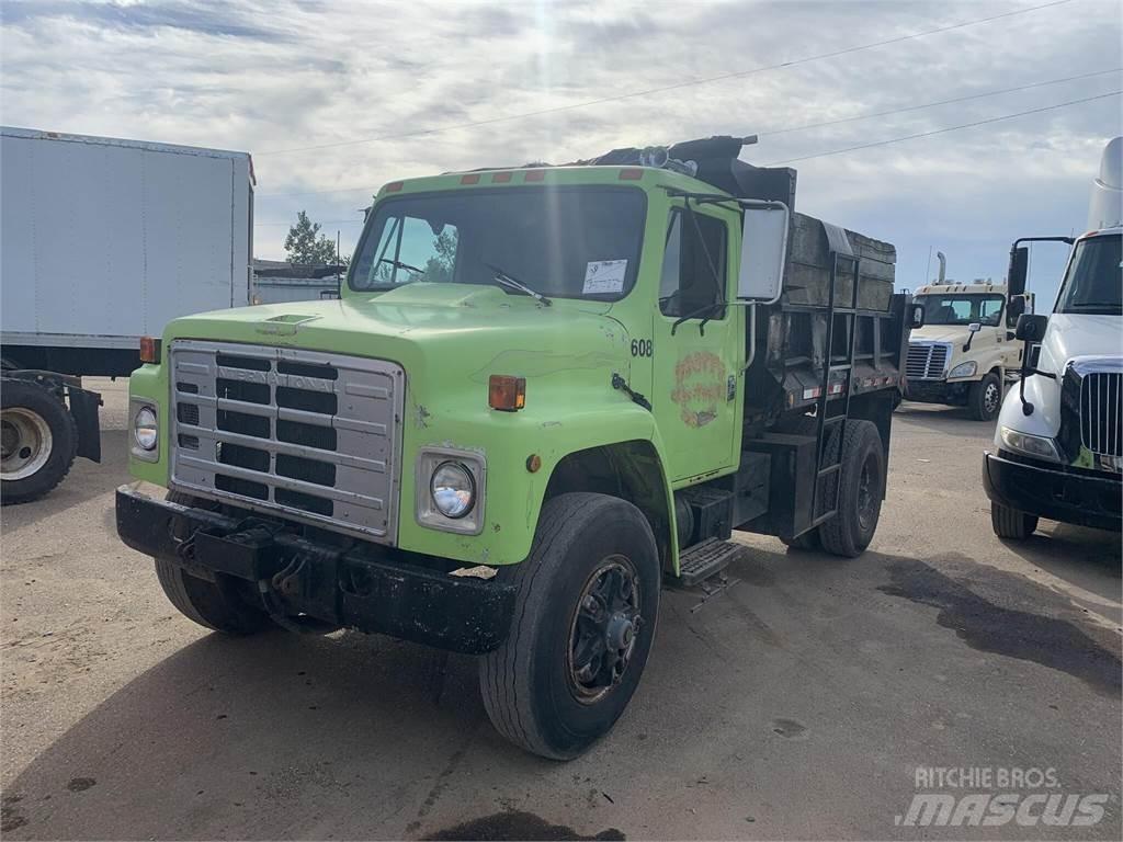 International M1754 Camion ribaltabili