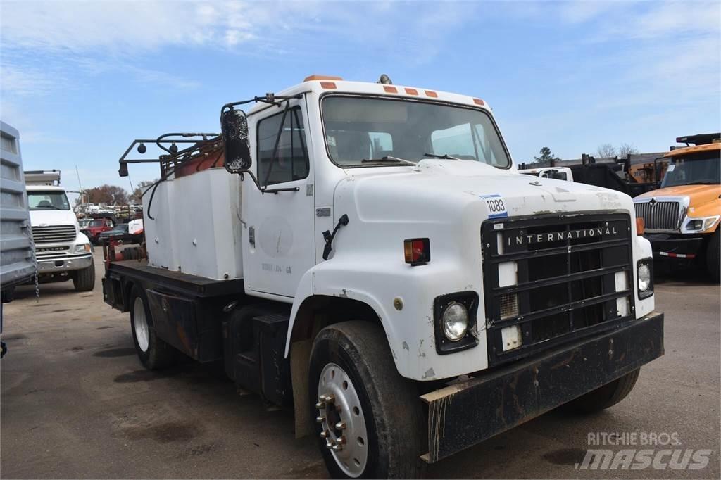 International S2300 Cisterna