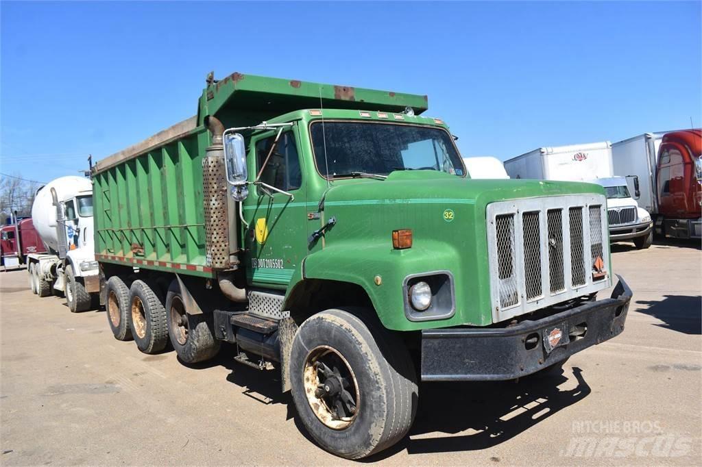 International S2600 Camion ribaltabili