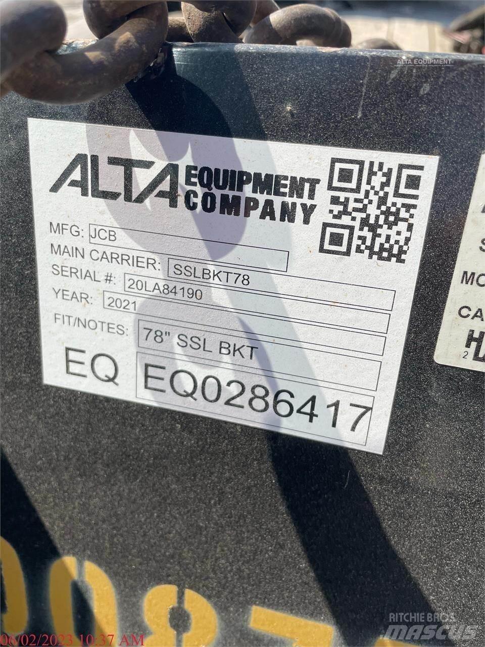 JCB 270 Mini Pale Gommate