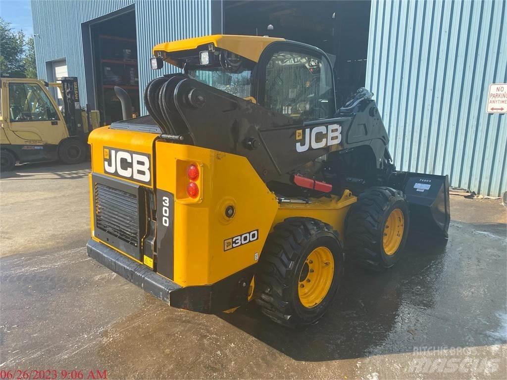 JCB 300 Mini Pale Gommate