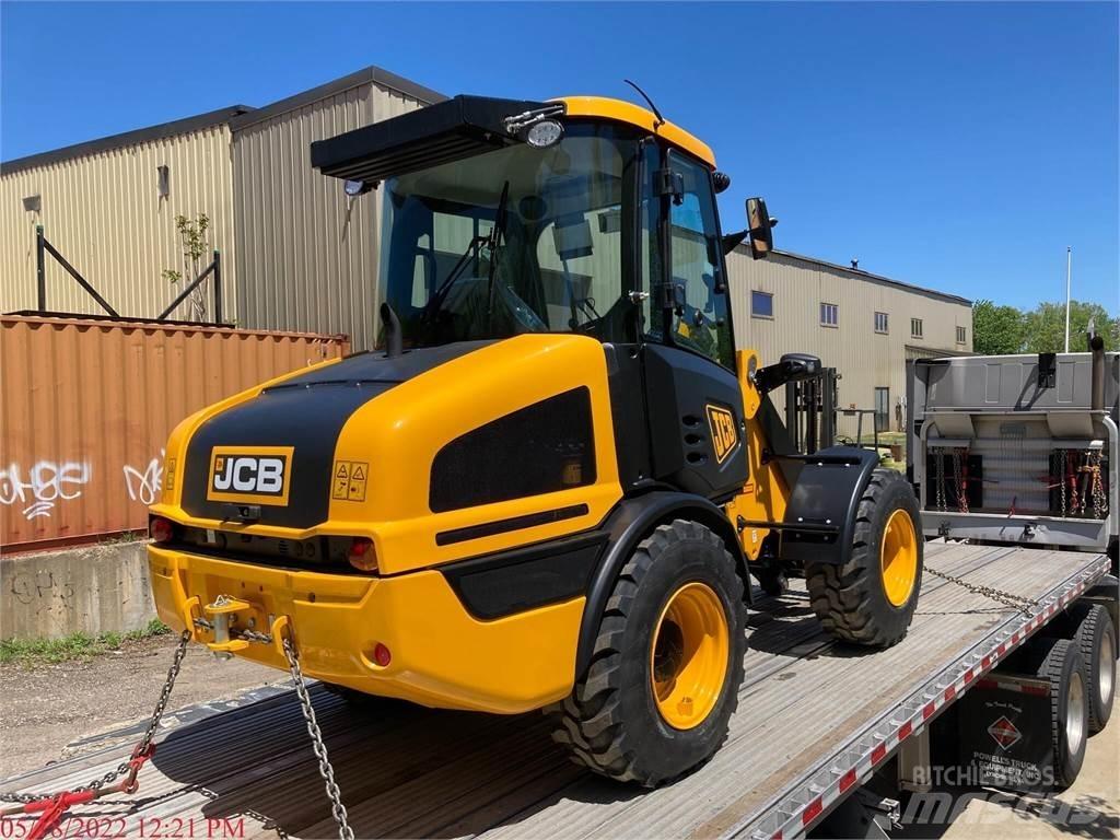 JCB 407B Pale gommate