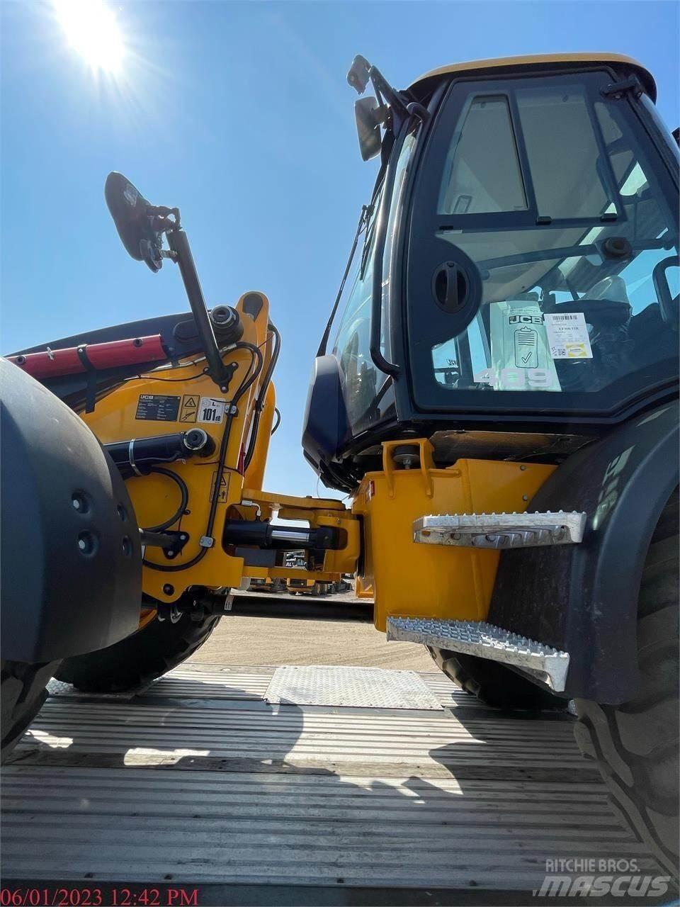 JCB 409 Pale gommate