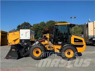 JCB 409 Pale gommate