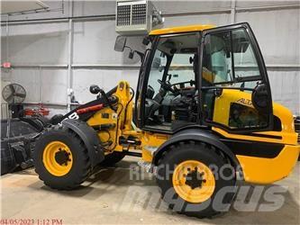 JCB 409 Pale gommate