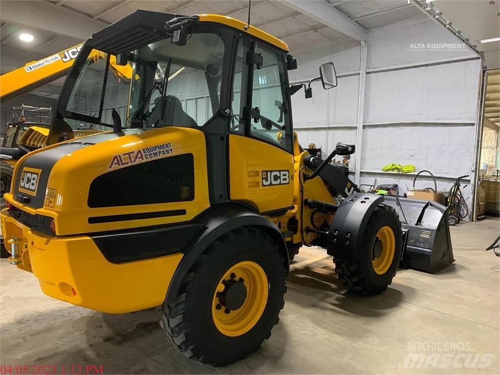JCB 409 Pale gommate