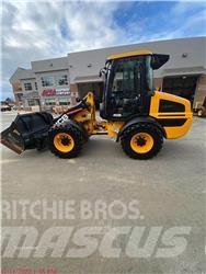 JCB 409 Pale gommate