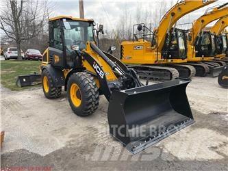 JCB 409 Pale gommate