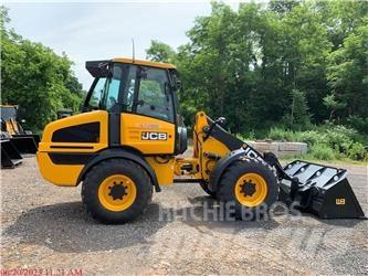JCB 409 Pale gommate
