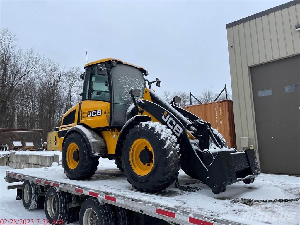 JCB 409 Pale gommate
