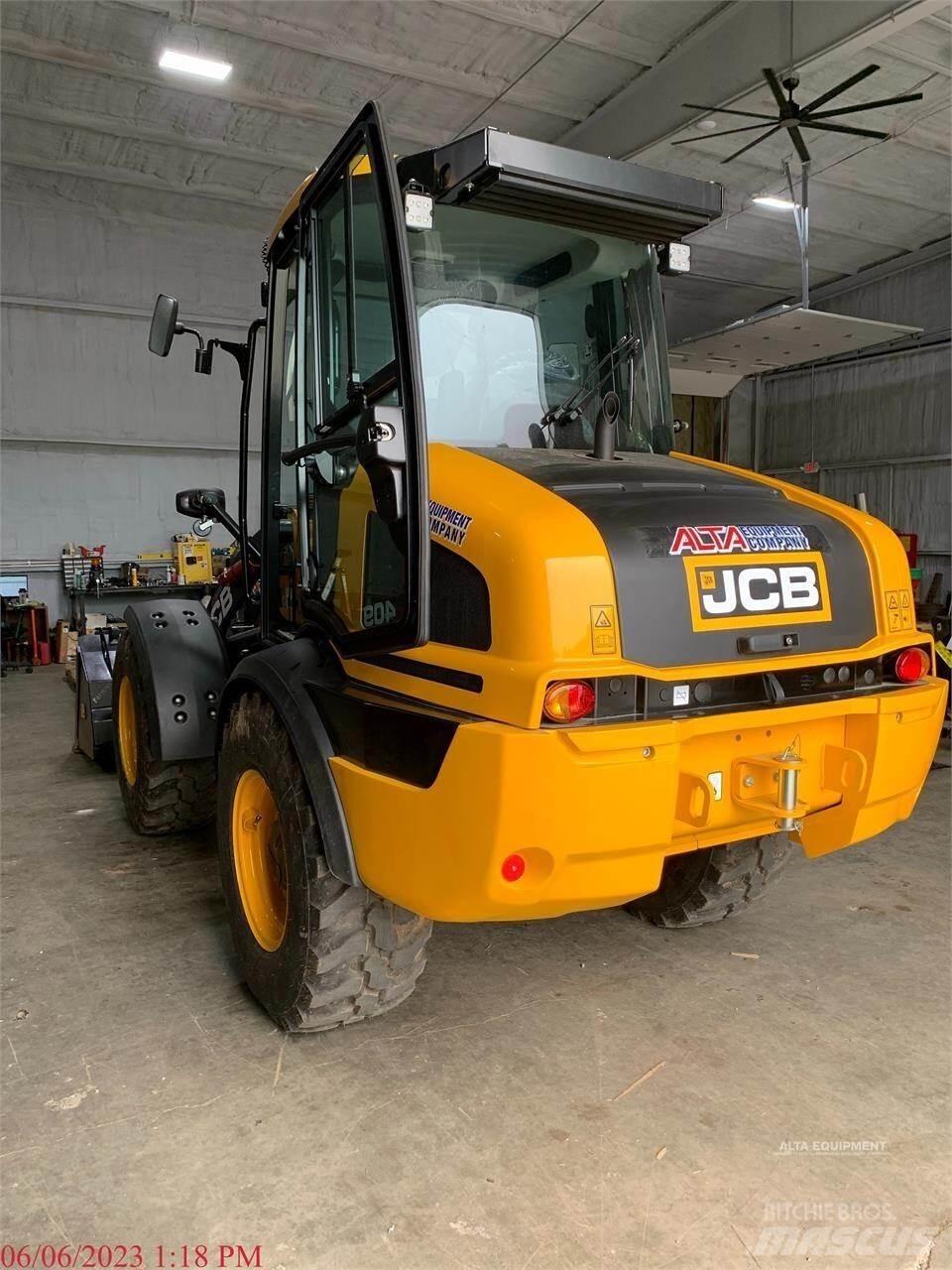 JCB 409 Pale gommate