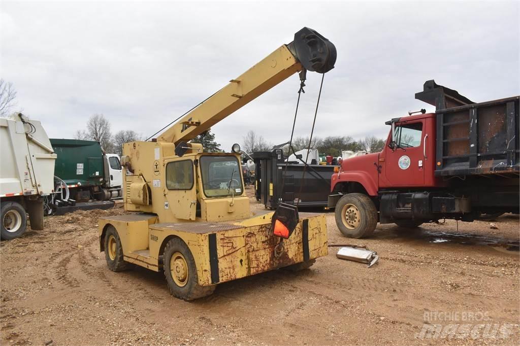 JLG 886 Gru per terreni difficili