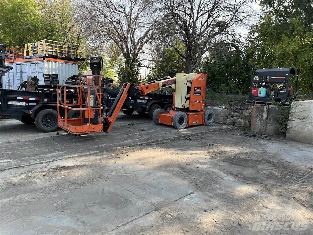 JLG E300AJP Piattaforme a braccio articolato