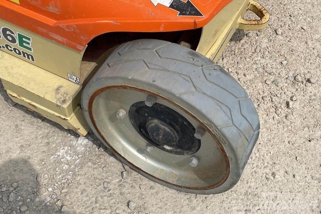 JLG TOUCAN 26E Sollevatori verticali