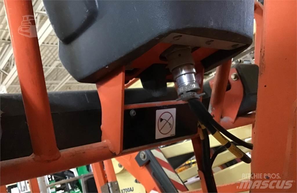JLG TOUCAN 26E Sollevatori verticali