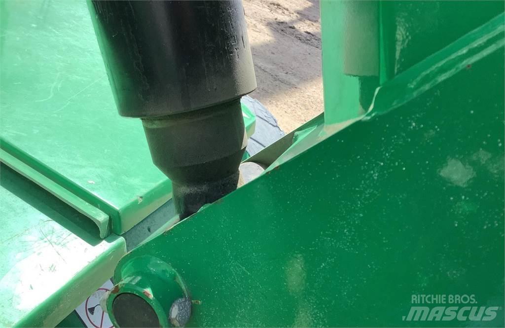 JLG TOUCAN 32E Sollevatori verticali