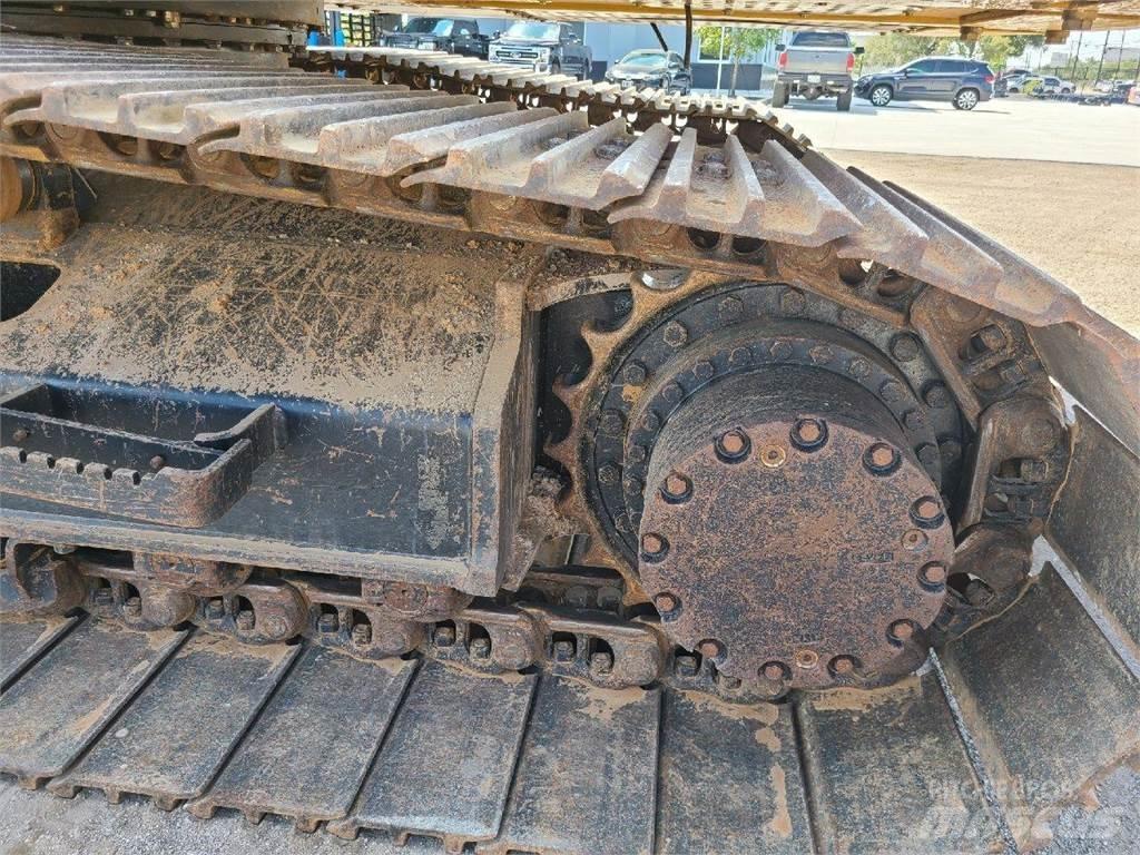 John Deere 210G LC Escavatori cingolati