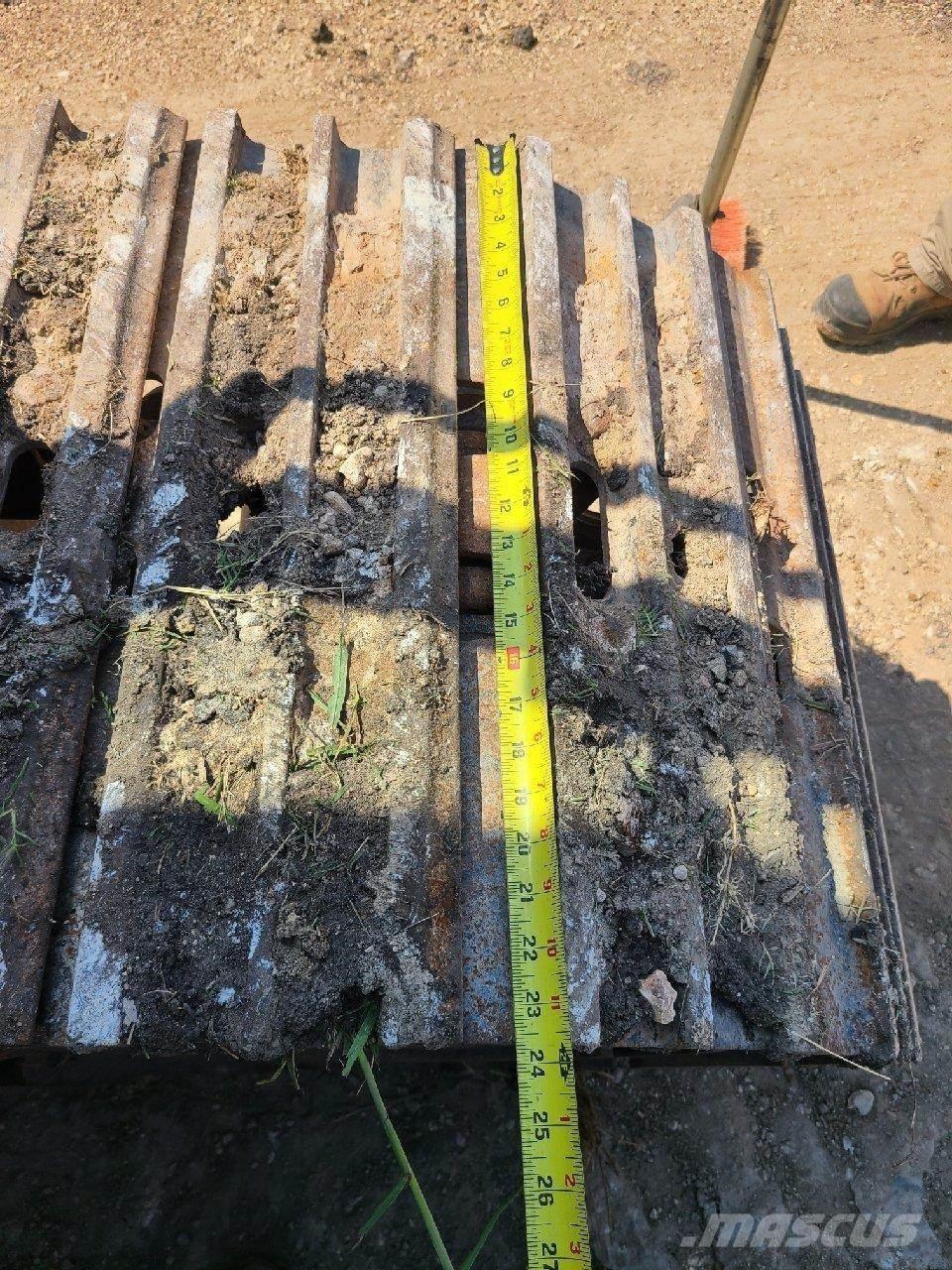 John Deere 250G LC Escavatori cingolati
