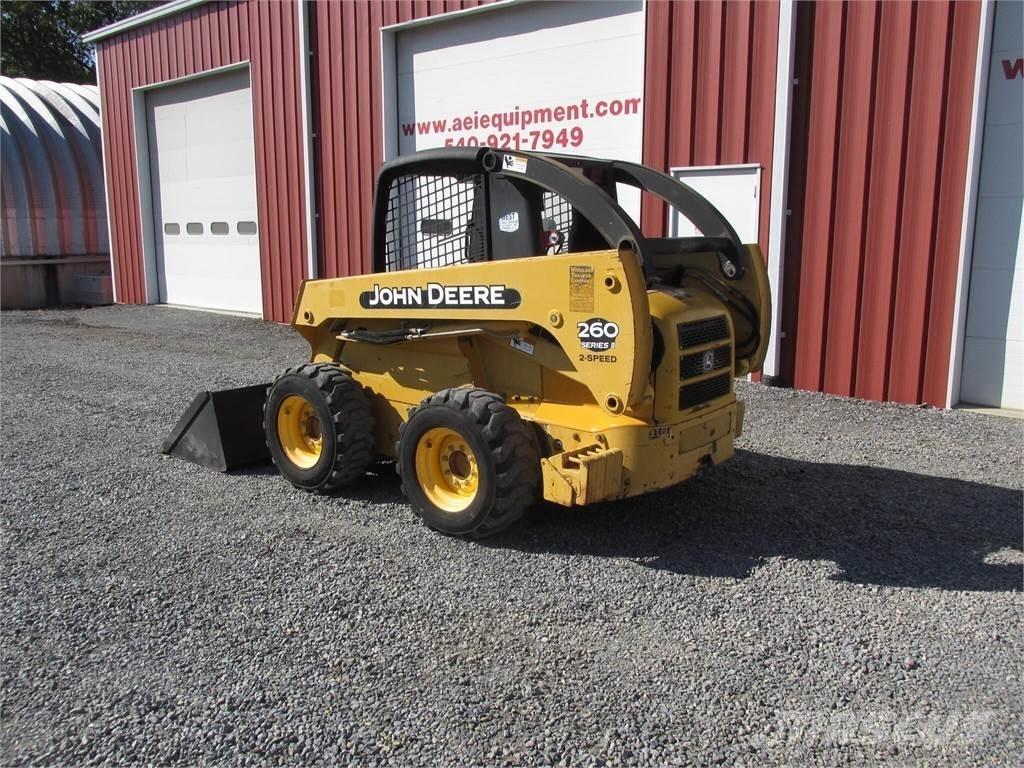 John Deere 260 II Mini Pale Gommate