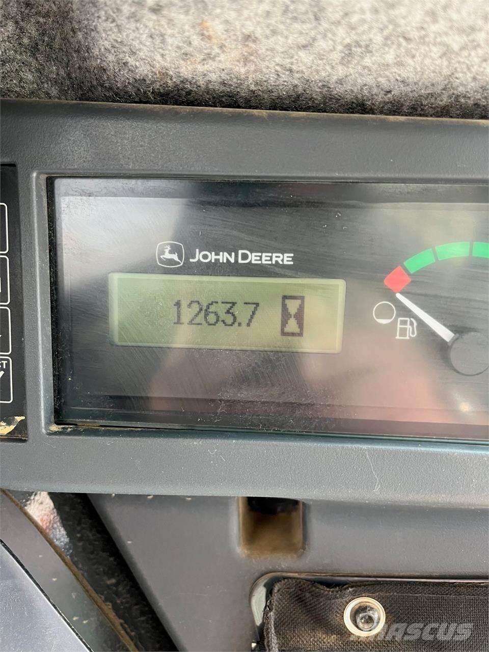 John Deere 333G Mini Pale Gommate