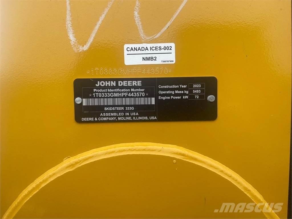 John Deere 333G Mini Pale Gommate