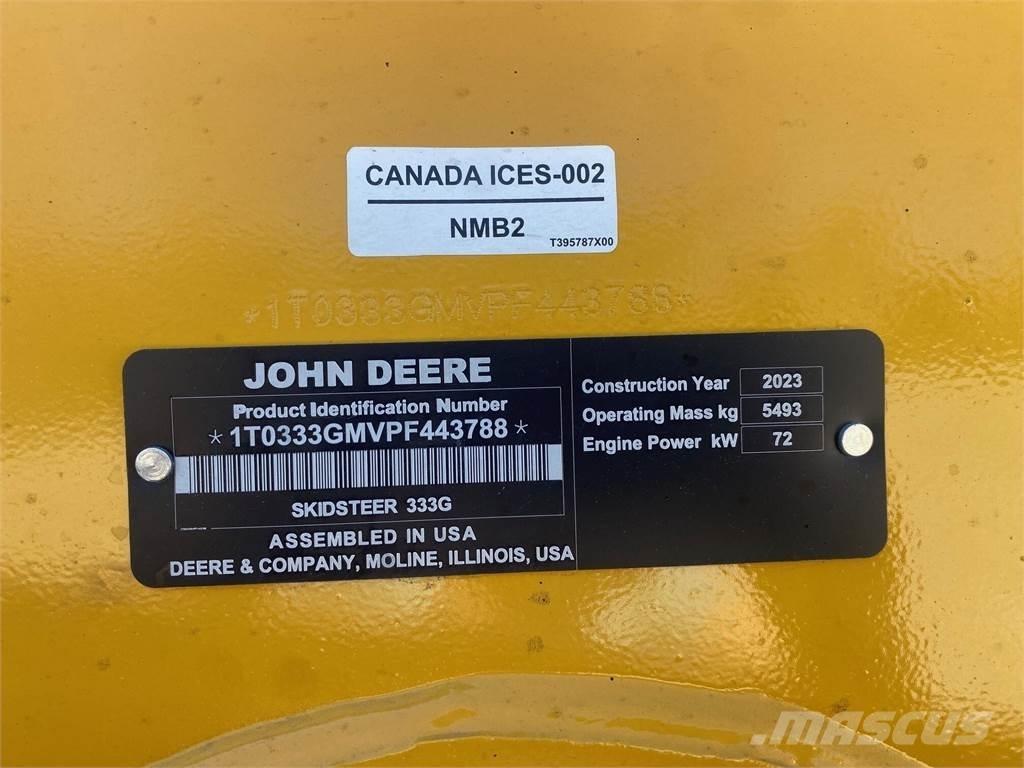 John Deere 333G Mini Pale Gommate