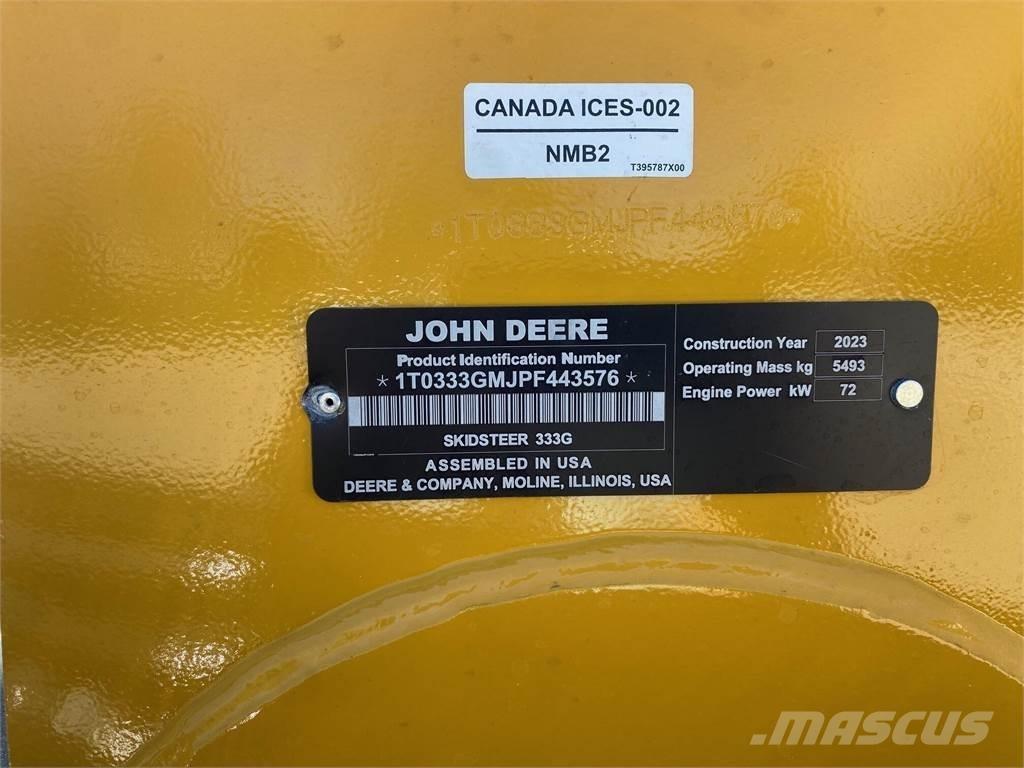 John Deere 333G Mini Pale Gommate
