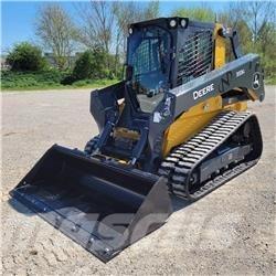 John Deere 333G Skid steer loaders