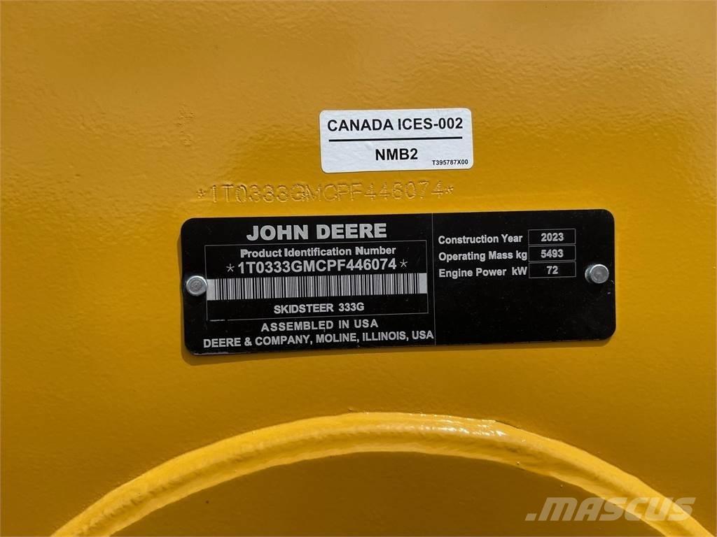 John Deere 333G Mini Pale Gommate