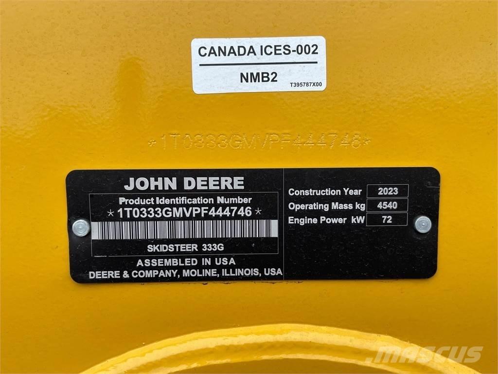 John Deere 333G Mini Pale Gommate