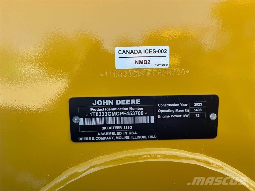 John Deere 333G Mini Pale Gommate
