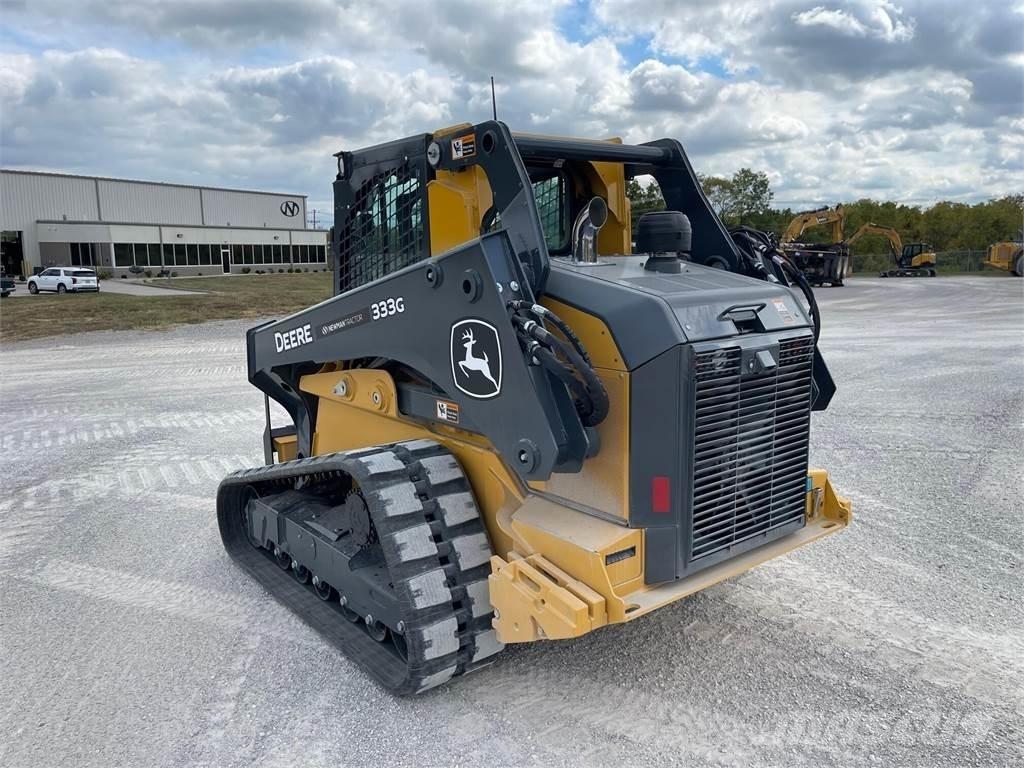John Deere 333G Mini Pale Gommate