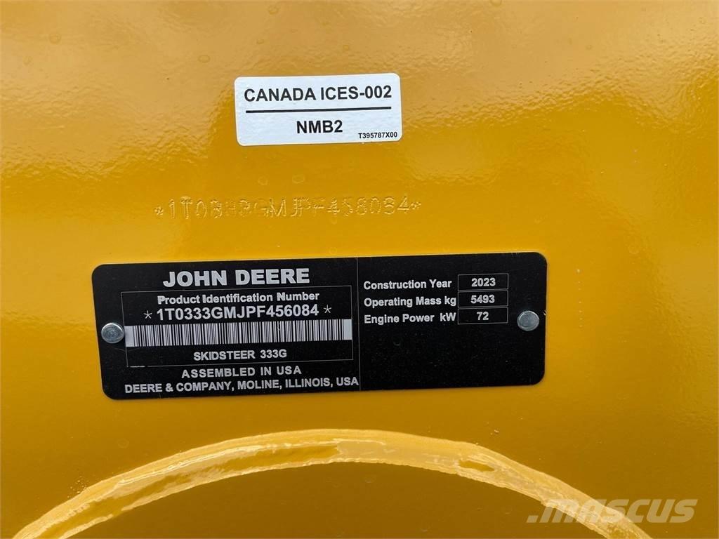 John Deere 333G Mini Pale Gommate