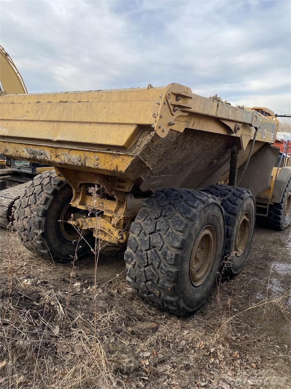 John Deere 410E Dumpers articolati