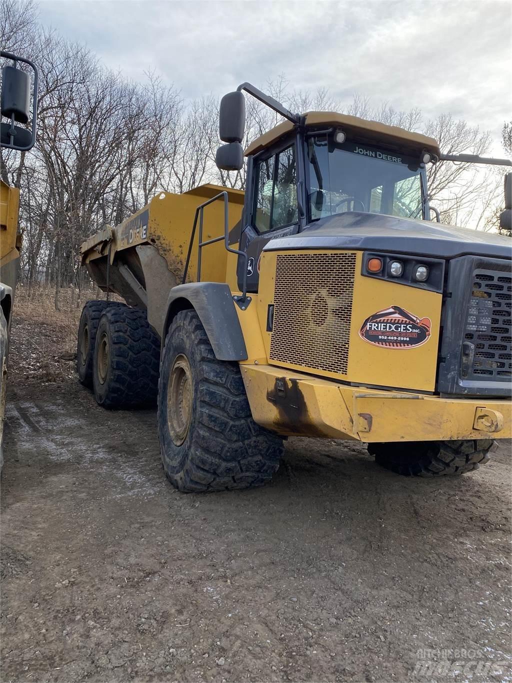 John Deere 410E Dumpers articolati